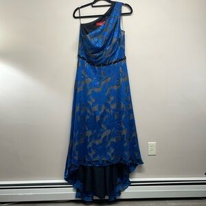 NWT Carmen Marc Valvo Infusion One Shoulder Floral Formal Gown with Pockets 12